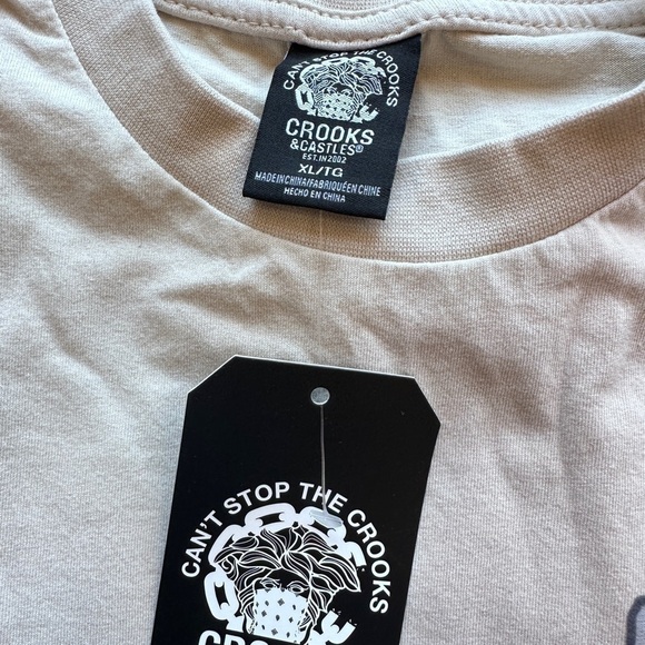 NWT Crooks & Castles Medusa Tee in Natural - Picture 6 of 6